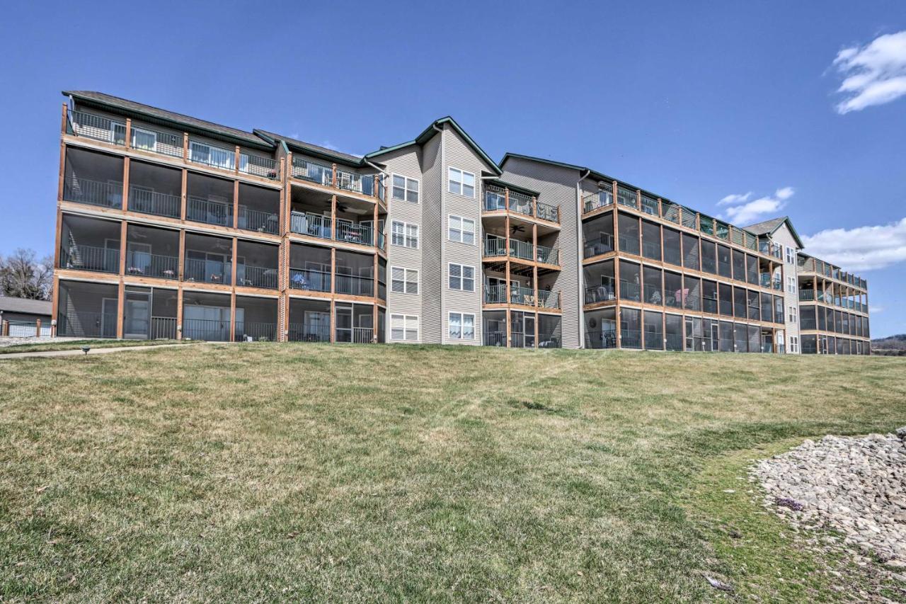 Step-Free Camdenton Condo With Boat Ramp, Dock, Slip Eksteriør bilde