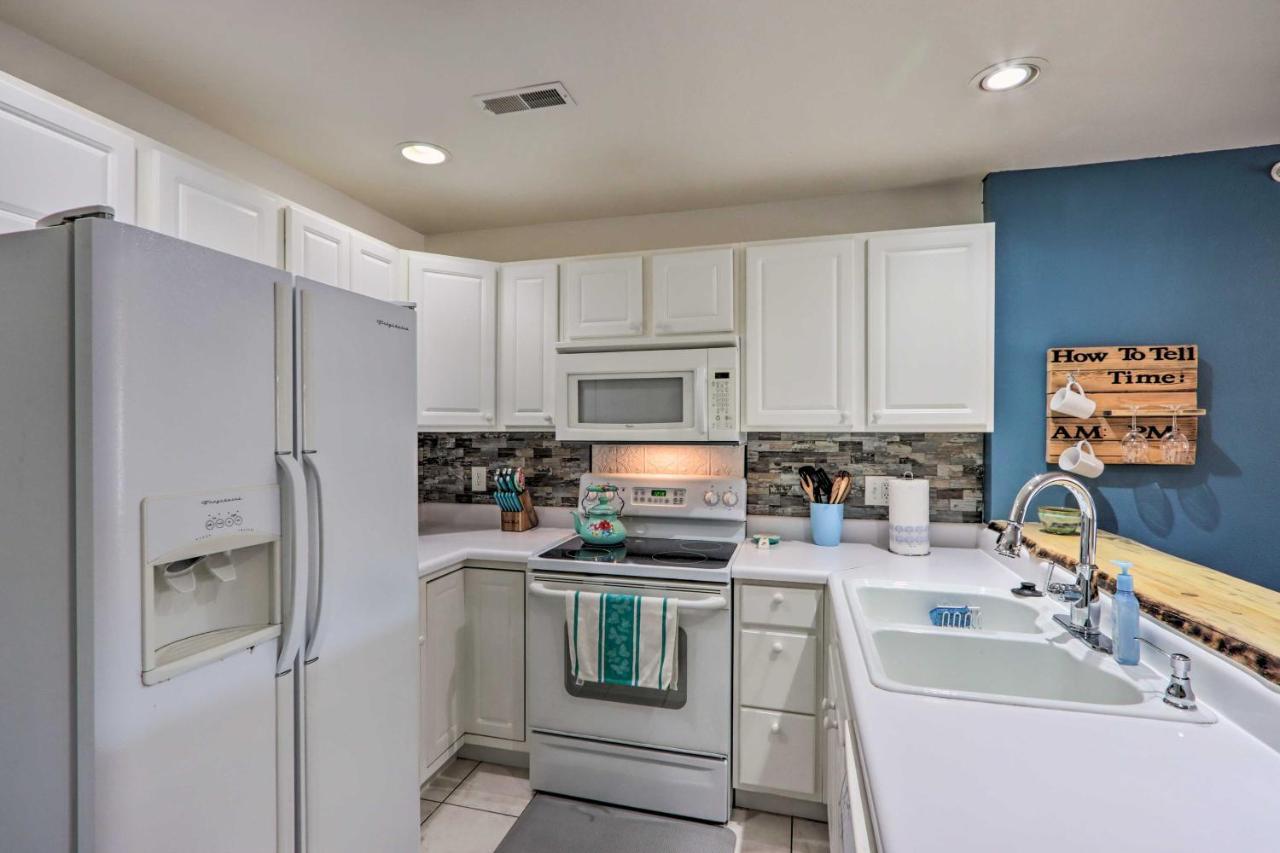 Step-Free Camdenton Condo With Boat Ramp, Dock, Slip Eksteriør bilde