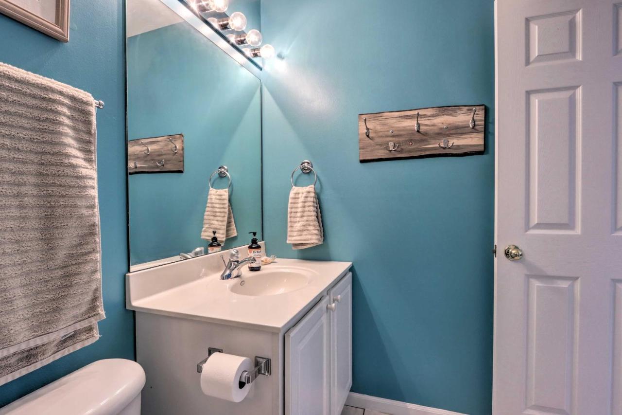 Step-Free Camdenton Condo With Boat Ramp, Dock, Slip Eksteriør bilde